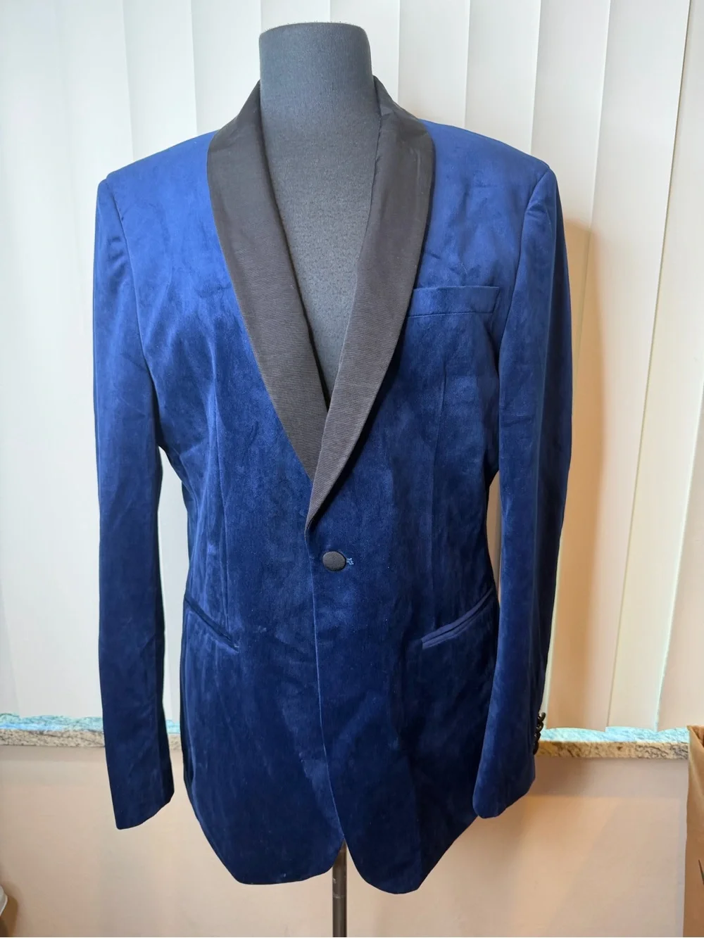 John Stephen London velvet tuxedo blazer martini lining Size 40 R